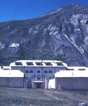 caserma monte bianco1962Picc.jpg (49397 byte)